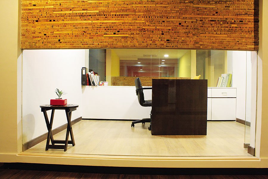  White Canvas Office interiors - Unique cubicles