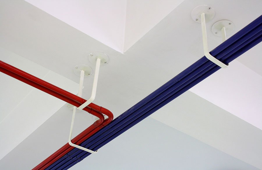 The unique PCB inspired overhead cable wiring