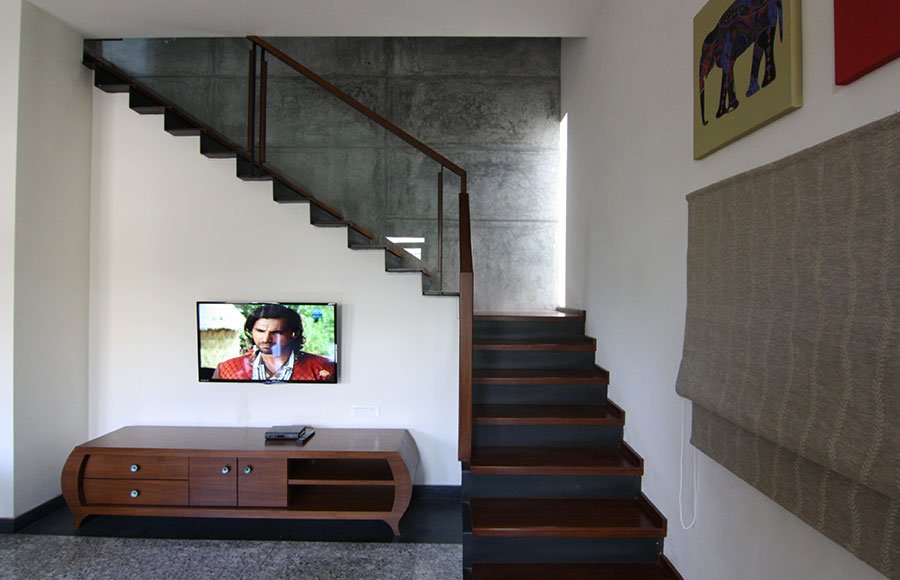 Staircase alcove- Entertainment  nook - Residential House Design 