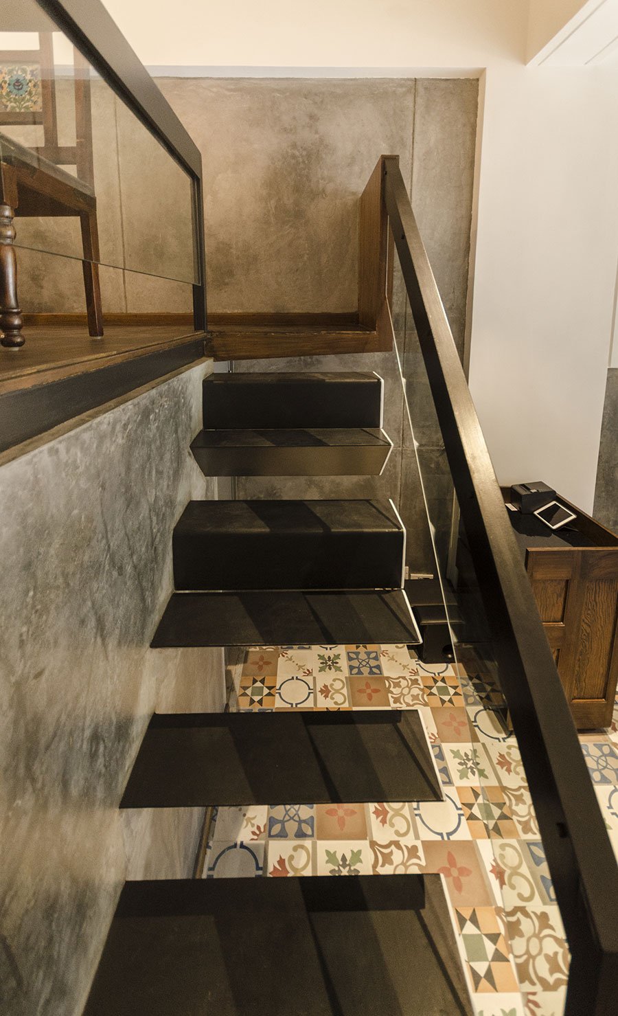 Stairwell - lemirado cafe