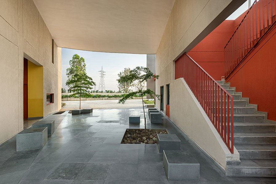 Earthy colours - institution design architecture