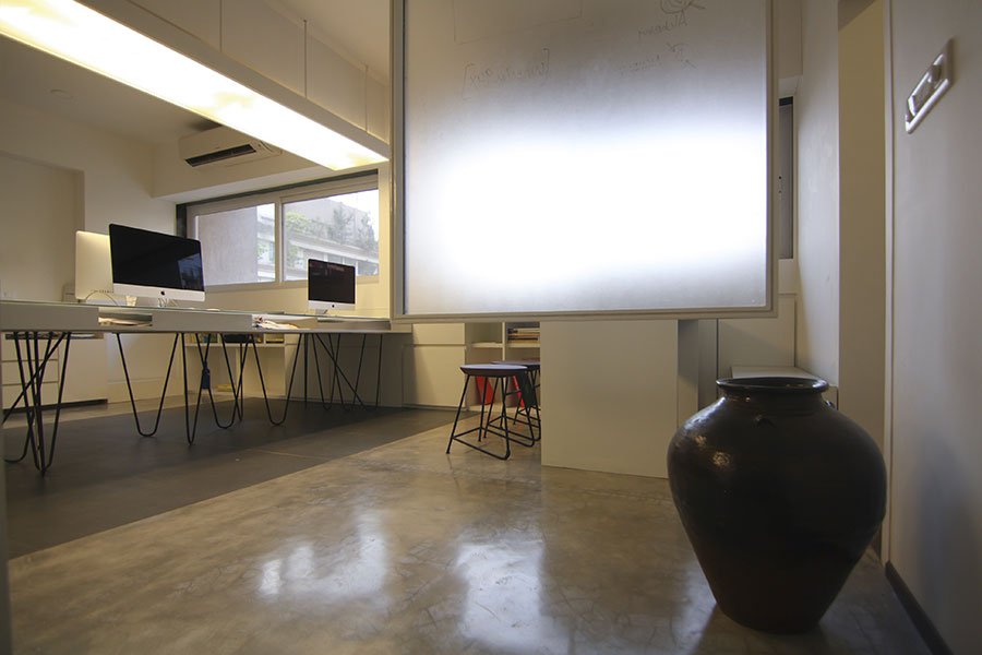 Translucent interiors - office interior design